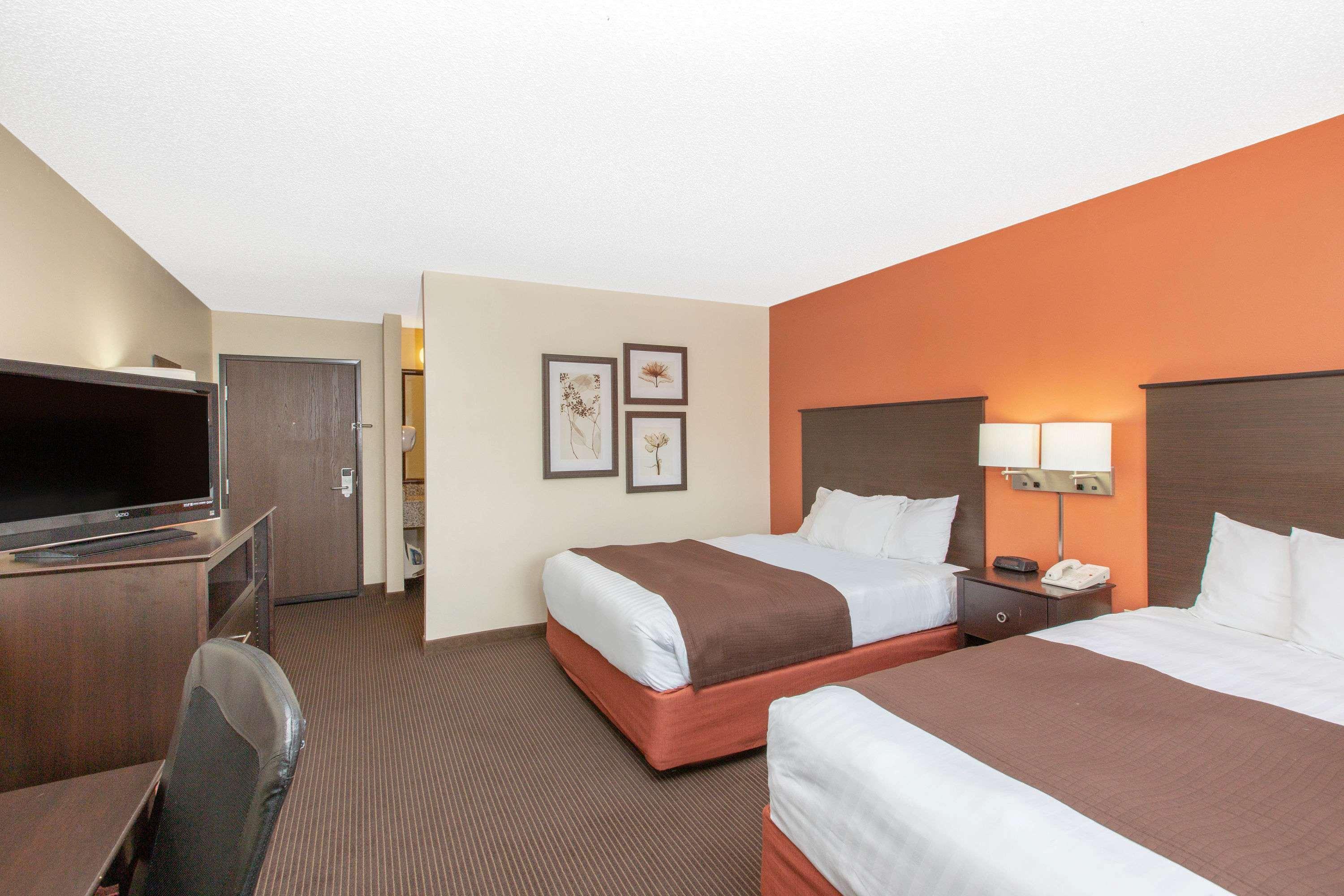 Inn Americinn By Wyndham 3*